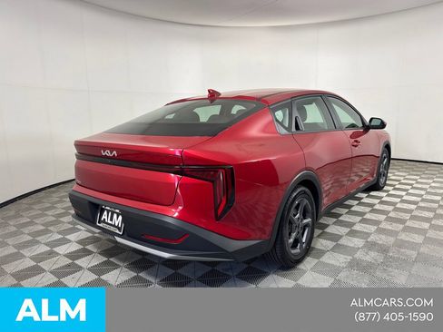 Used 2025 Kia K4 LXS image 7