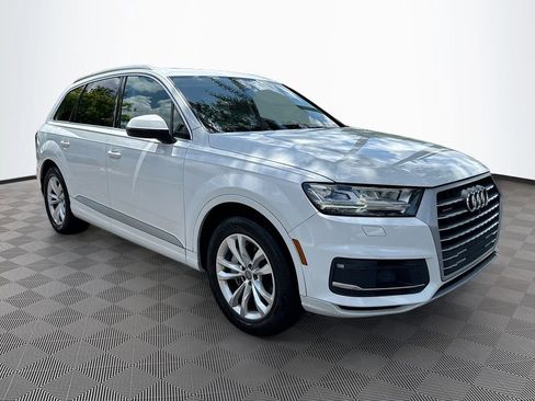 Used 2018 Audi Q7 3.0T Premium Plus w/ Premium Plus Package AWD/4WD image 4