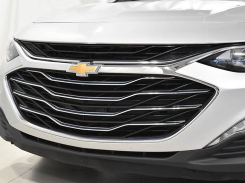 Used 2020 Chevrolet Malibu LT w/ Fleet LT Safety Plus Package image 38