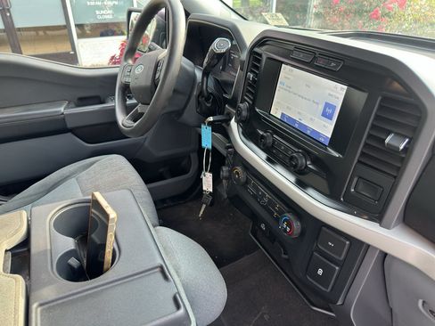 Used 2022 Ford F150 XLT w/ Trailer Tow Package AWD/4WD image 12