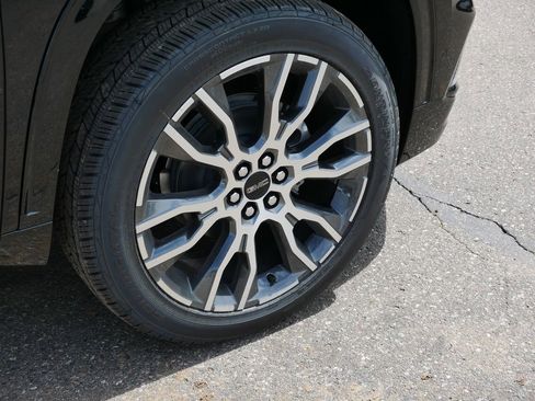 New 2026 GMC Acadia Denali Ultimate AWD/4WD image 6