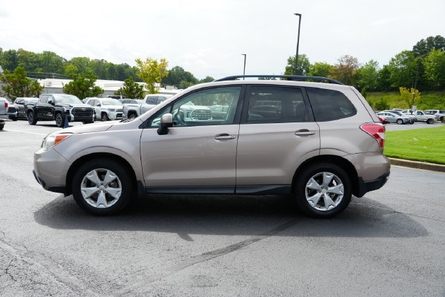 Used 2015 Subaru Forester 2.5i Premium w/ Protection Package #1 AWD/4WD image 4
