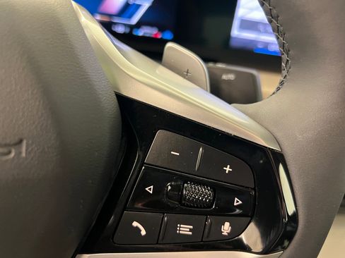 Used 2025 BMW 330i Sedan image 28