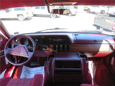 Used 1989 Dodge B350 Passenger image 25