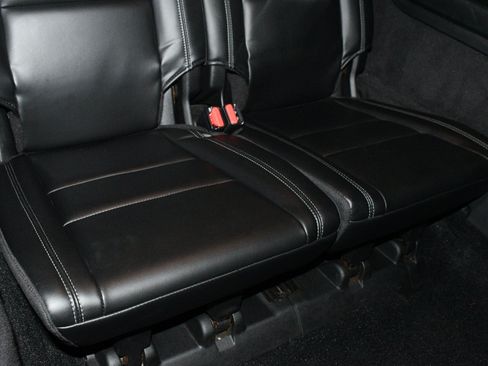 Used 2022 Dodge Durango GT RWD image 24