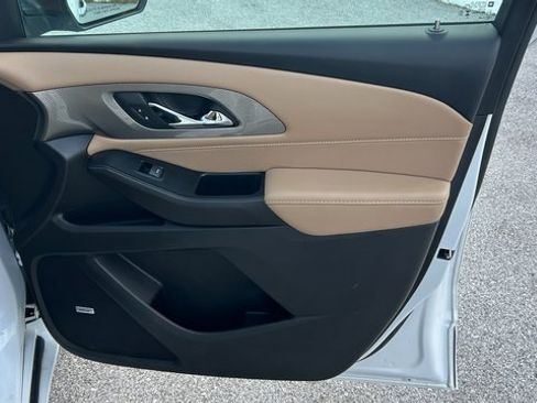 Certified 2023 Chevrolet Traverse Premier image 54