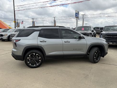 Used 2026 Chevrolet Equinox RS image 5