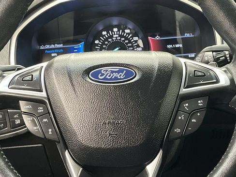 Used 2020 Ford Edge SEL w/ Convenience Package AWD/4WD image 15