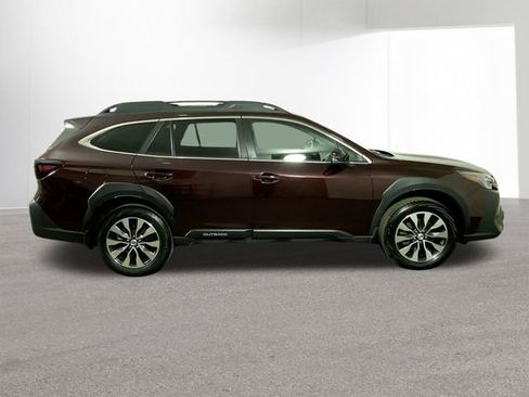 Used 2024 Subaru Outback Limited image 35