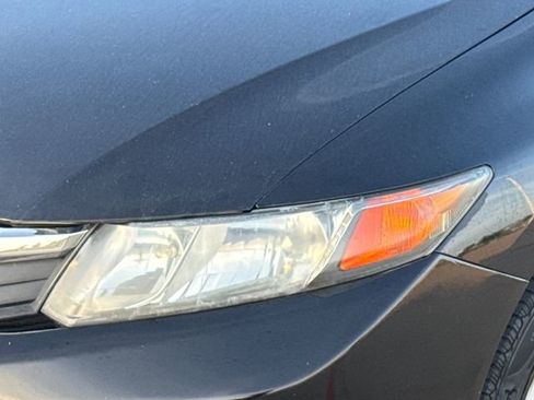 Used 2012 Honda Civic LX image 4