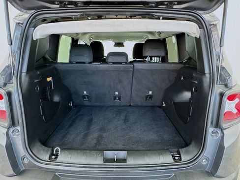 Used 2023 Jeep Renegade Latitude image 16