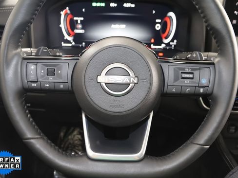 Used 2024 Nissan Rogue Platinum image 41