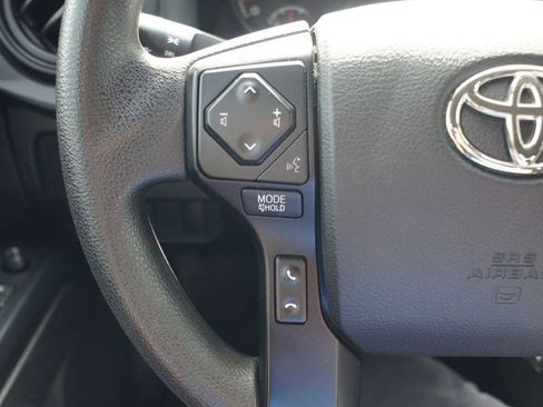 Used 2022 Toyota Tacoma SR w/ SR Convenience Package image 7