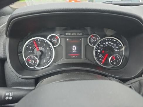 Used 2025 RAM 2500 Big Horn AWD/4WD image 15