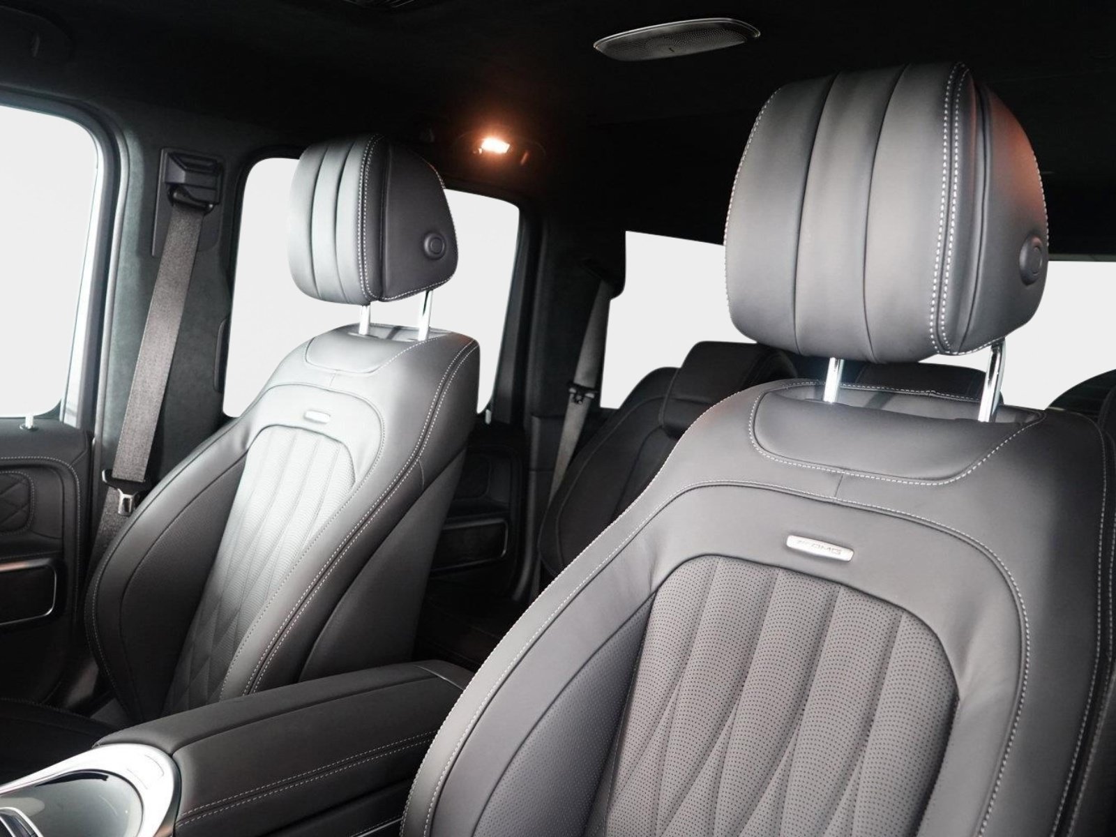 Used 2025 Mercedes-Benz G 63 AMG 4MATIC image 3