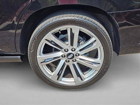 Used 2025 Cadillac Escalade Sport w/ Touring Package AWD/4WD image 5