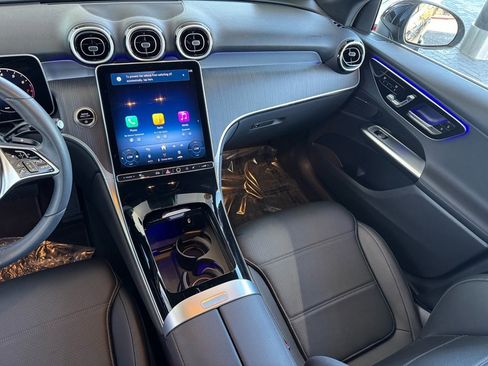 Certified 2025 Mercedes-Benz GLC 300 image 18