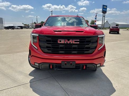 Used 2022 GMC Sierra 1500 Elevation AWD/4WD image 16
