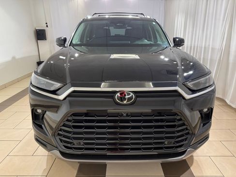Certified 2024 Toyota Grand Highlander AWD image 8