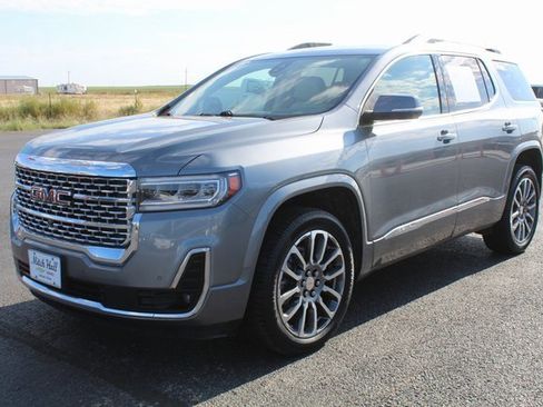 Used 2021 GMC Acadia Denali w/ Denali Technology Package image 10