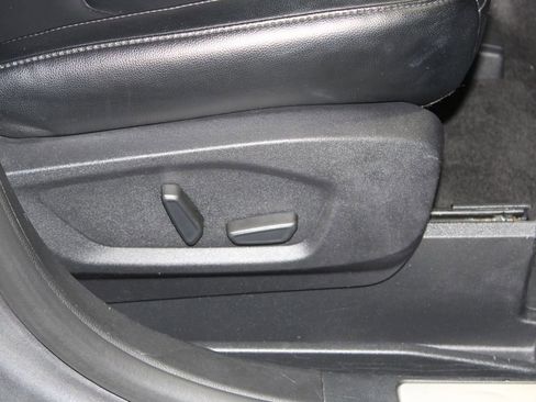 Used 2024 Ford Edge Titanium image 26