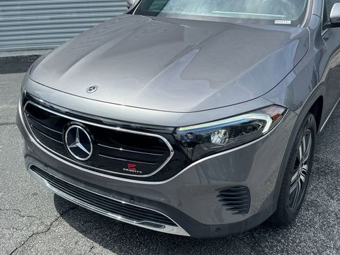 Used 2023 Mercedes-Benz EQB 300 4MATIC w/ Exclusive Package image 2