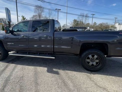 Used 2016 Chevrolet Silverado 2500 LT w/ LT Convenience Package image 7