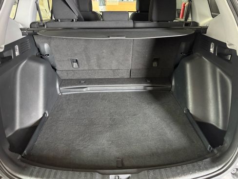 Used 2019 Honda CR-V EX image 9