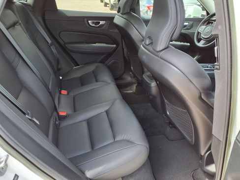 Certified 2023 Volvo XC60 B5 Plus w/ Protection Package Premier FWD image 15