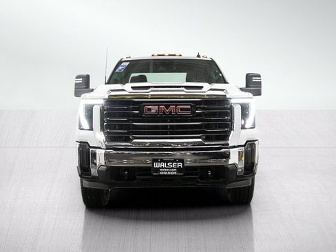 Used 2025 GMC Sierra 2500 Pro w/ Convenience Package AWD/4WD image 8