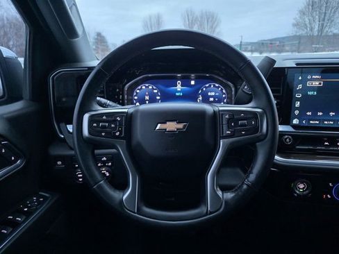 Used 2023 Chevrolet Silverado 1500 LT image 25