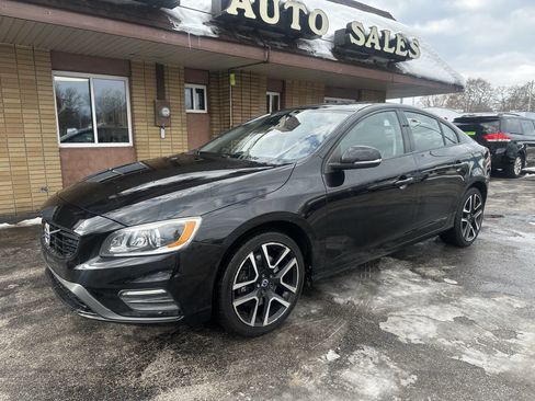Used 2018 Volvo S60 T5 Dynamic w/ Protection Package image 16