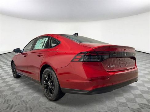 New 2025 Honda Accord SE image 5
