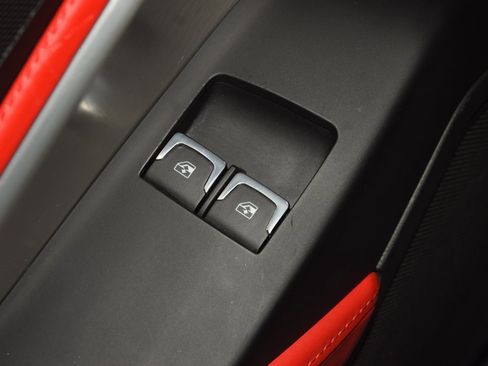 Used 2015 Chevrolet Corvette Z06 w/ 3LZ Preferred Equipment Group image 53