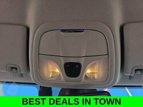 Used 2021 Jeep Cherokee Latitude Plus FWD image 29