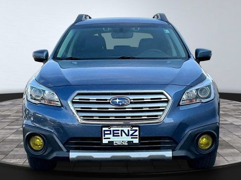 Used 2017 Subaru Outback 2.5i Limited AWD/4WD image 2