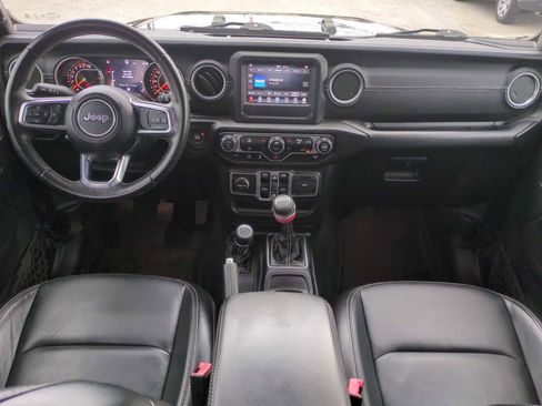 Used 2018 Jeep Wrangler Unlimited Sahara image 20