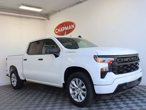 Certified 2024 Chevrolet Silverado 1500 Custom RWD image 1