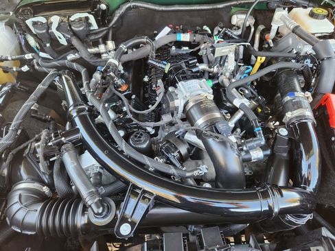 Used 2024 Ford Bronco Badlands image 24