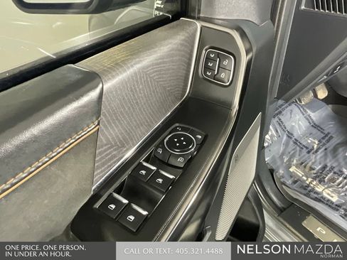 Used 2023 Ford F150 Platinum w/ FX4 Off-Road Package AWD/4WD image 18