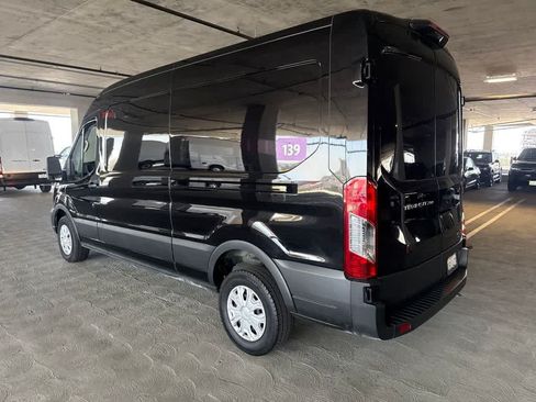 Used 2025 Ford Transit 250 148 Medium Roof RWD image 3