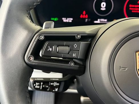 Used 2025 Porsche Cayenne S AWD/4WD image 44