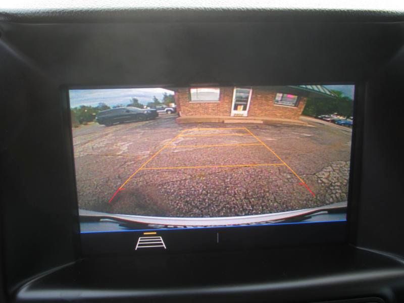 Used 2021 GMC Terrain SLE w/ Driver Convenience Package FWD image 19