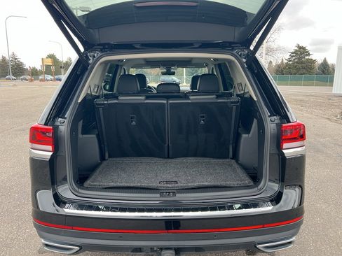 Used 2024 Volkswagen Atlas SEL image 23