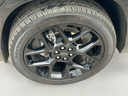 Used 2024 Chevrolet Traverse RS w/ LPO, Floor Liner Package AWD/4WD image 35