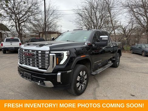 Used 2024 GMC Sierra 2500 Denali w/ Technology Package image 3