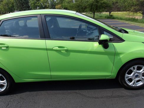 Used 2014 Ford Fiesta SE FWD image 29