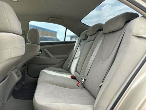 Used 2011 Toyota Camry LE w/ LE Extra-Value Pkg FWD image 13
