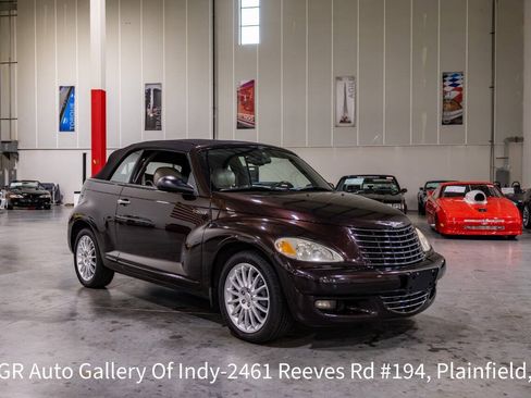 Used 2005 Chrysler PT Cruiser GT FWD image 25