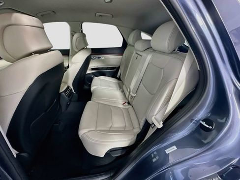 New 2027 Genesis GV70 2.5T AWD/4WD image 17